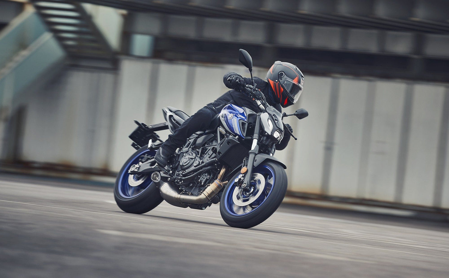 Yamaha MT-07 en circuito