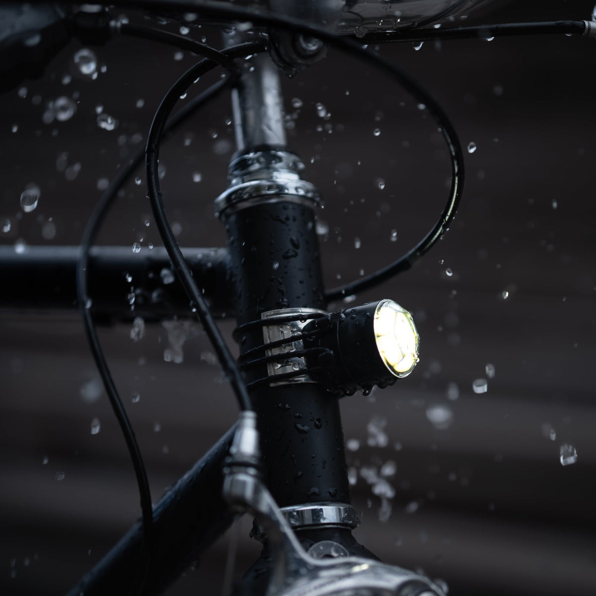 Luz LED resistente a la intemperie – Mini luz magnética delantera Shapeheart