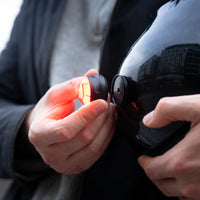 Luz fijada con clip en el soporte de casco – Soporte magnético universal para casco Shapeheart
