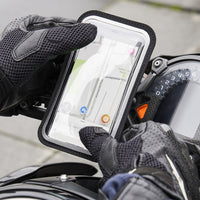 La funda magnética con apertura para cámara incluida con el soporte para manillar de bicicleta Shapeheart es totalmente táctil e impermeable
