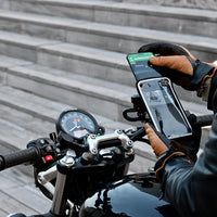 Fundas Shapeheart impermeables disponibles en 3 tallas, compatibles con la mayoría de los smartphones del mercado.